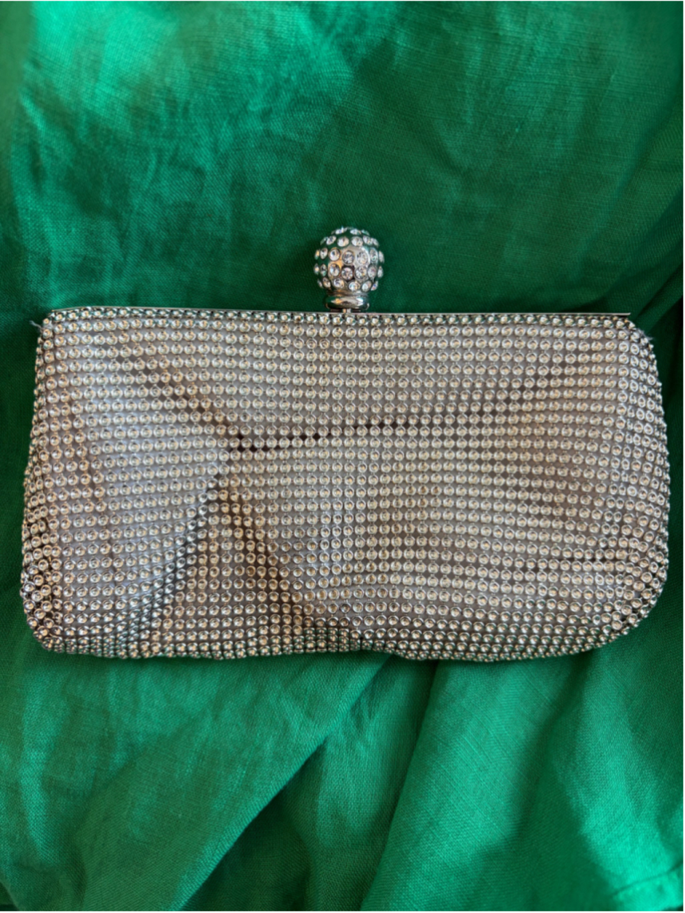 Whiting Davis Crystal Dimple Mesh Clutch Silver Kiss Lock Evening Bag